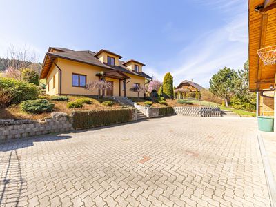 Prodej rodinného domu 232 m², pozemek 3382 m²