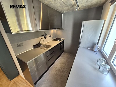 Pronájem bytu 2+kk 73 m²