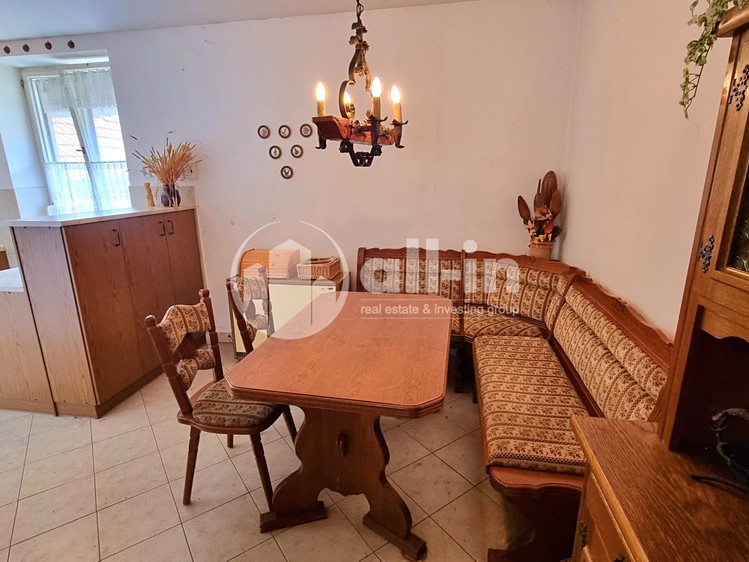 Prodej domu, 319 m² (3 z 26)