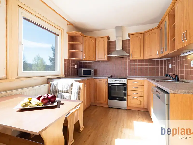 Prodej bytu 3+1 75 m², Kamenice – náhled fotky 1