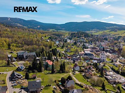 Prodej  stavebního pozemku 1 275 m²