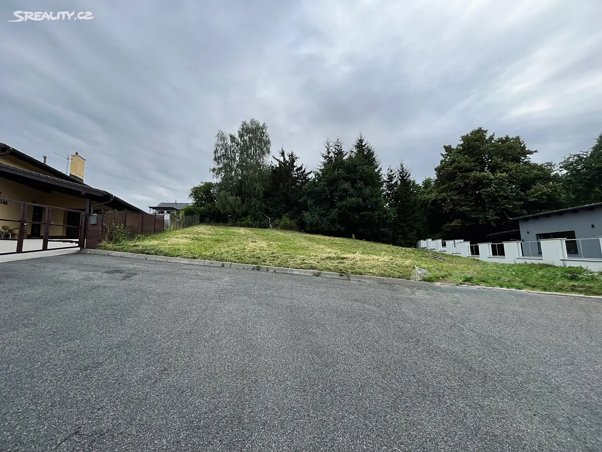 Prodej stavebního pozemku 819 m², Náchod