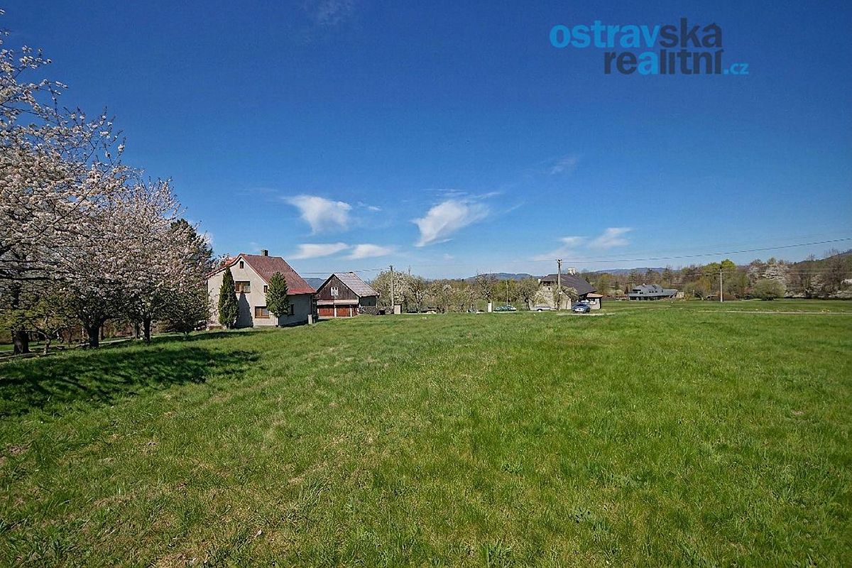Prodej stavebního pozemku 1776 m² – fotografie 3
