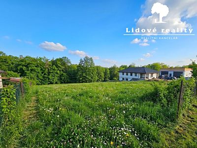 Prodej stavebního pozemku 1860 m²