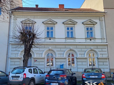 Prodej  rodinného domu 448 m², pozemek 299 m²