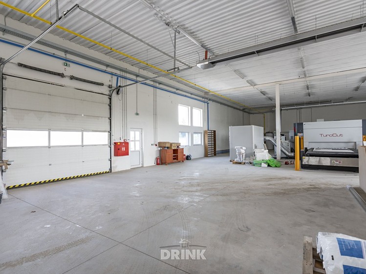Prodej komerčního prostoru, 1 580 m² (6 z 45)