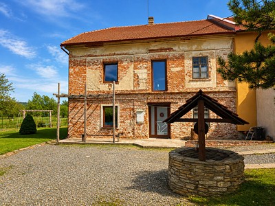 Prodej  rodinného domu 158 m², pozemek 5 585 m²