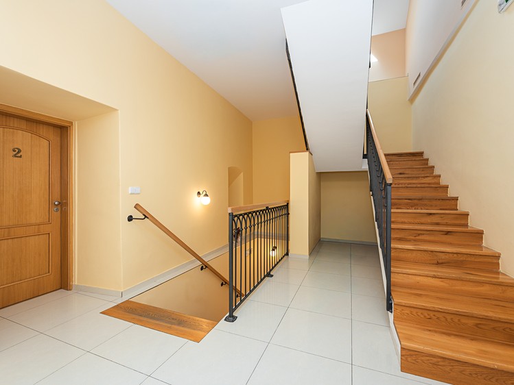 Prodej komerčního prostoru, 690 m² (16 z 25)