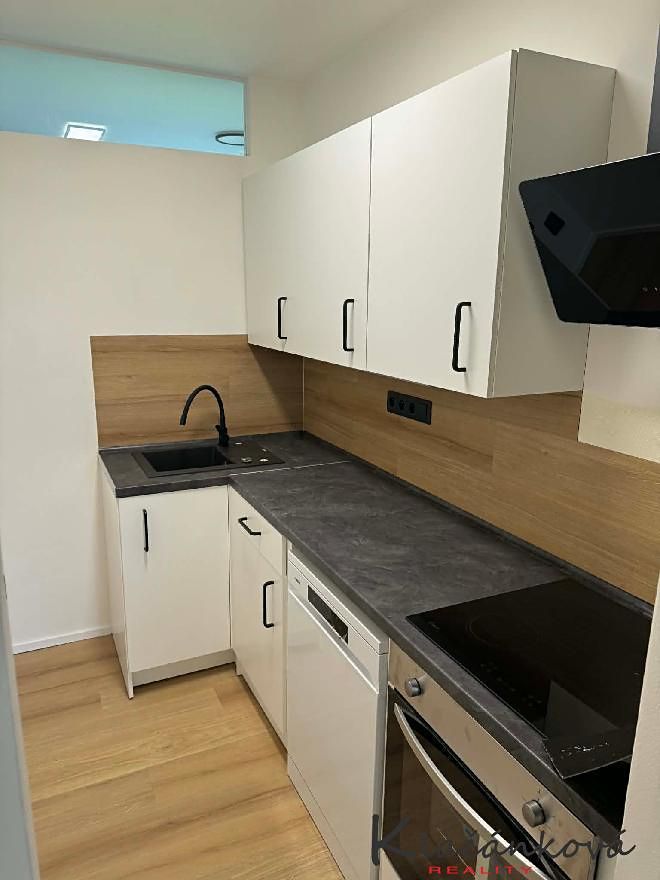 Prodej bytu 3+1 61 m²