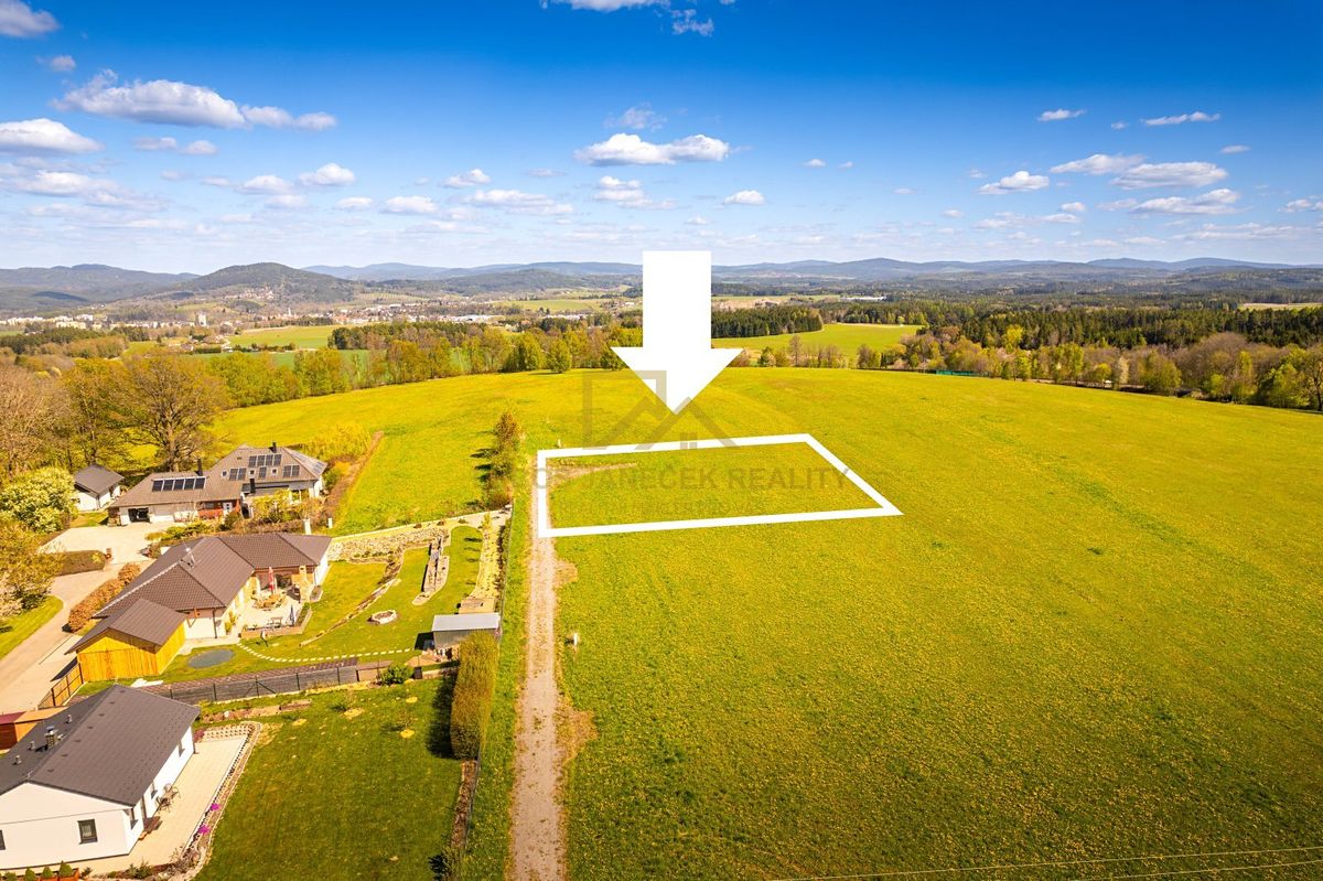 Prodej stavebního pozemku 1400 m², Omlenice – fotka 1 z 3