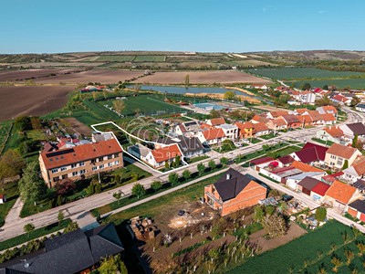 Prodej  rodinného domu 300 m², pozemek 1 398 m²