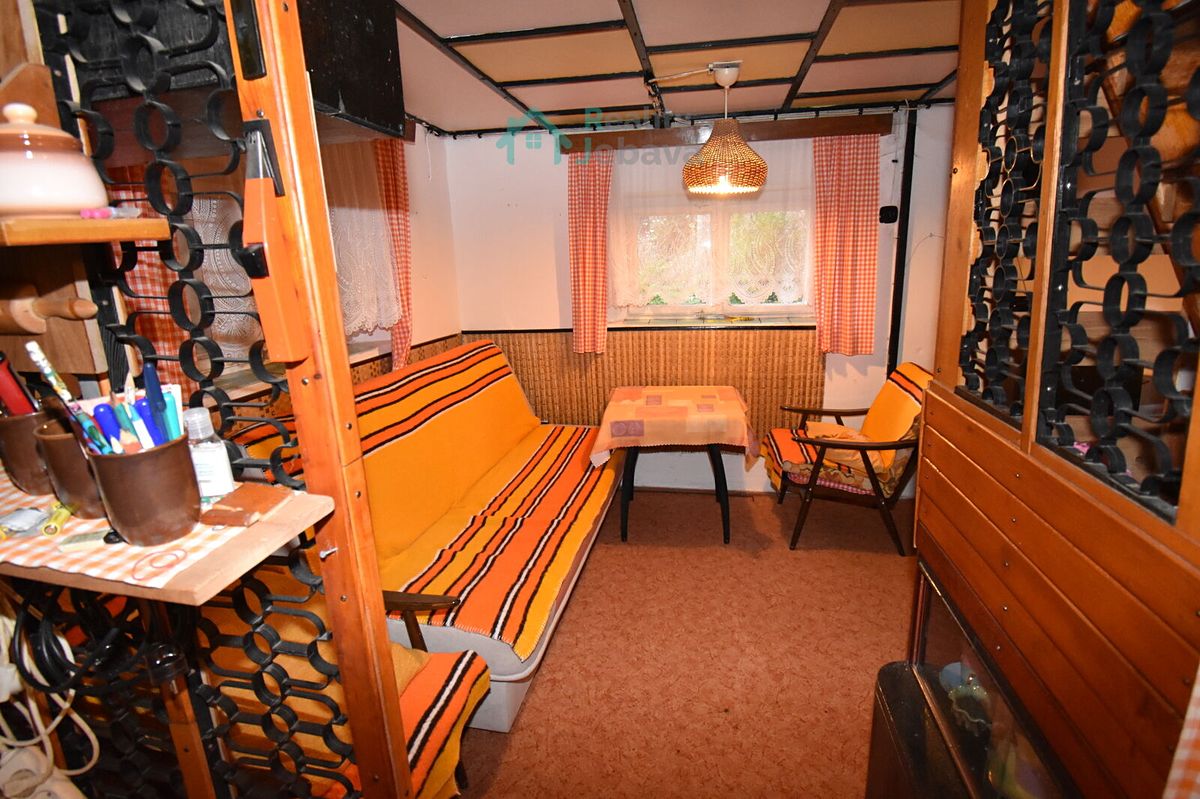 Prodej chaty 40 m², pozemek 1 m² – fotografie 5