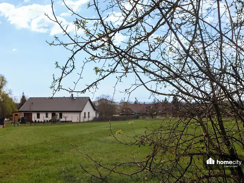Prodej stavebního pozemku 5228 m², Železnice – náhled fotky 3