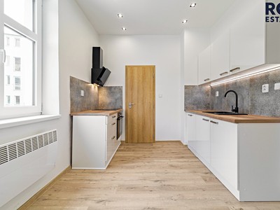 Pronájem bytu 1+1 38 m²