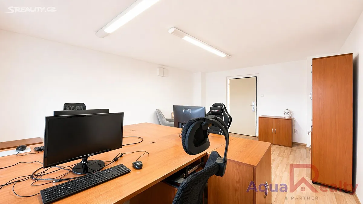 Pronájem kanceláře 22 m² – pohled 4