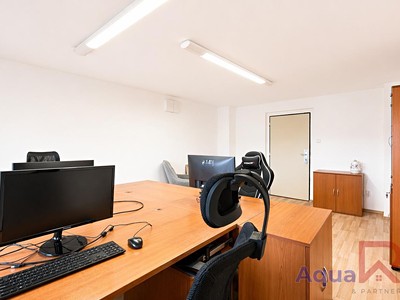 Pronájem kanceláře 22 m² — photo 4