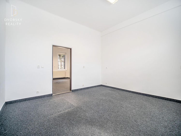 Комерційне приміщення в оренду, 305 м² (13 з 20)