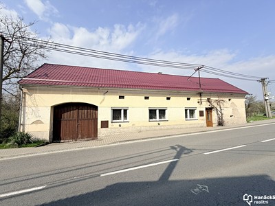 Prodej  rodinného domu 200 m², pozemek 3 744 m²