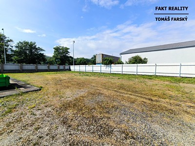 Pronájem  komerčního pozemku 200 m²