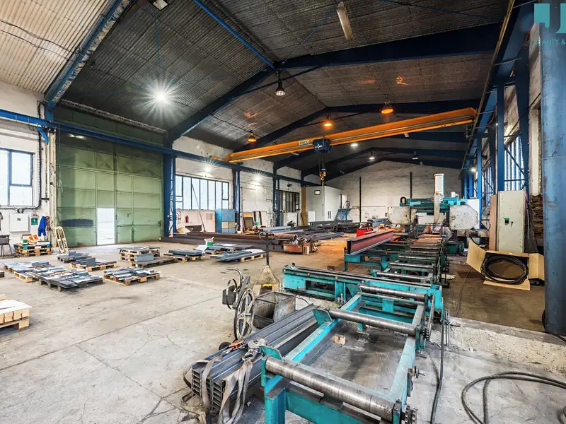 Prodej výrobní haly, prostoru 764 m², Přerov – náhled fotky 2
