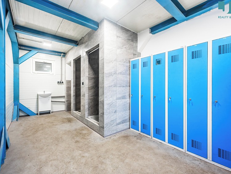 Prodej komerčního prostoru, 764 m² (6 z 11)