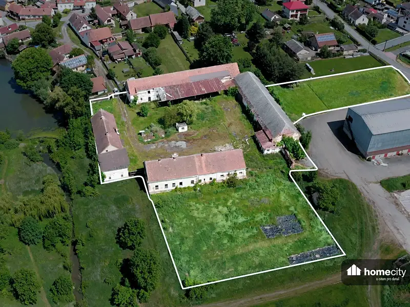 Prodej komerční nemovitosti 1300 m², Horní Lukavice – náhled fotky 3