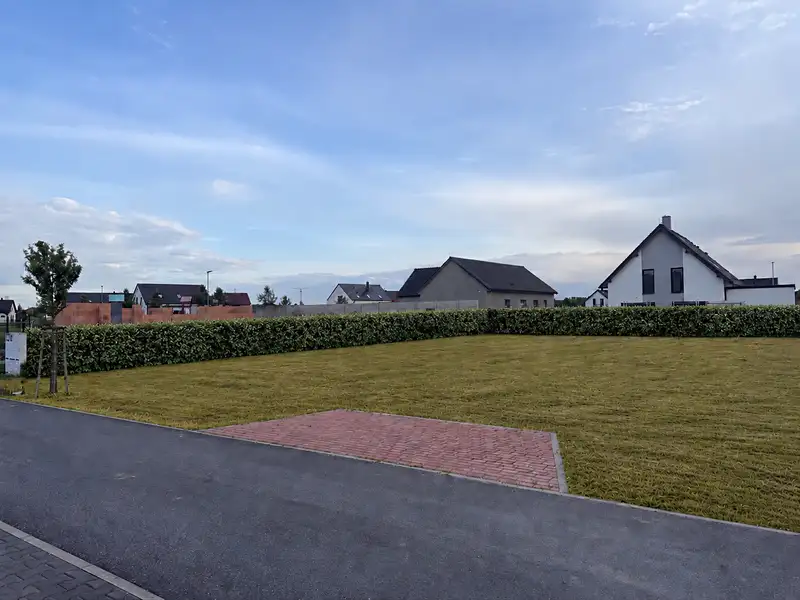Prodej stavebního pozemku 652 m², Choťánky – náhled fotky 1