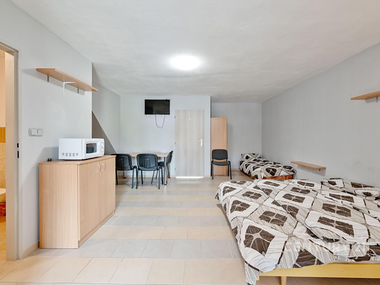 Будинок на продаж, 1 320 м² (28 з 48)