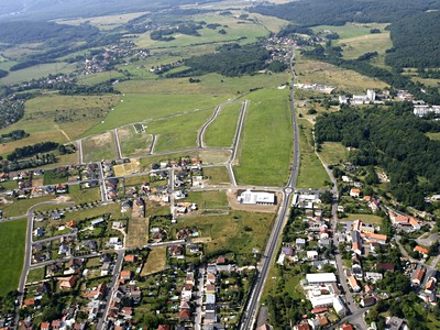 Prodej  stavebního pozemku 1 300 m² — photo 2