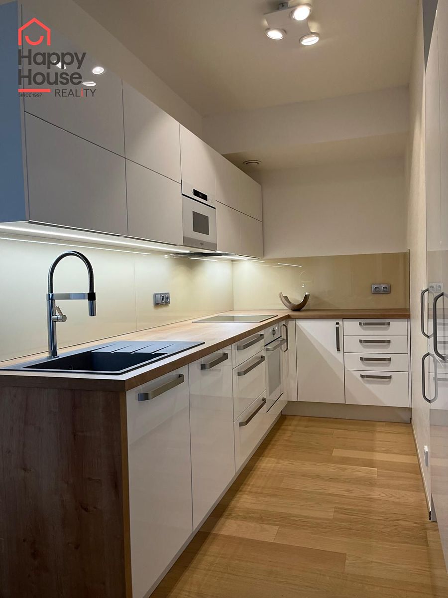 Pronájem bytu 2+kk 55 m²
