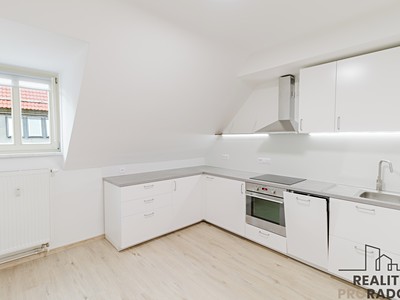 Pronájem bytu 2+1 70 m²