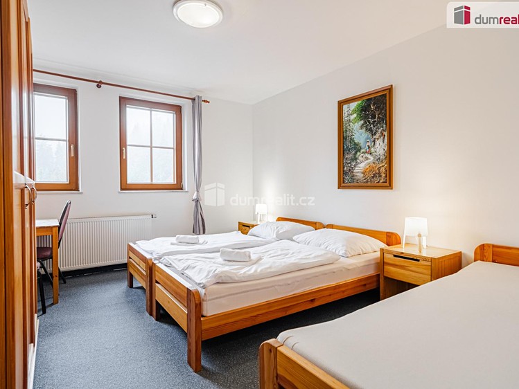 Комерційне приміщення на продаж, 350 м² (13 з 29)