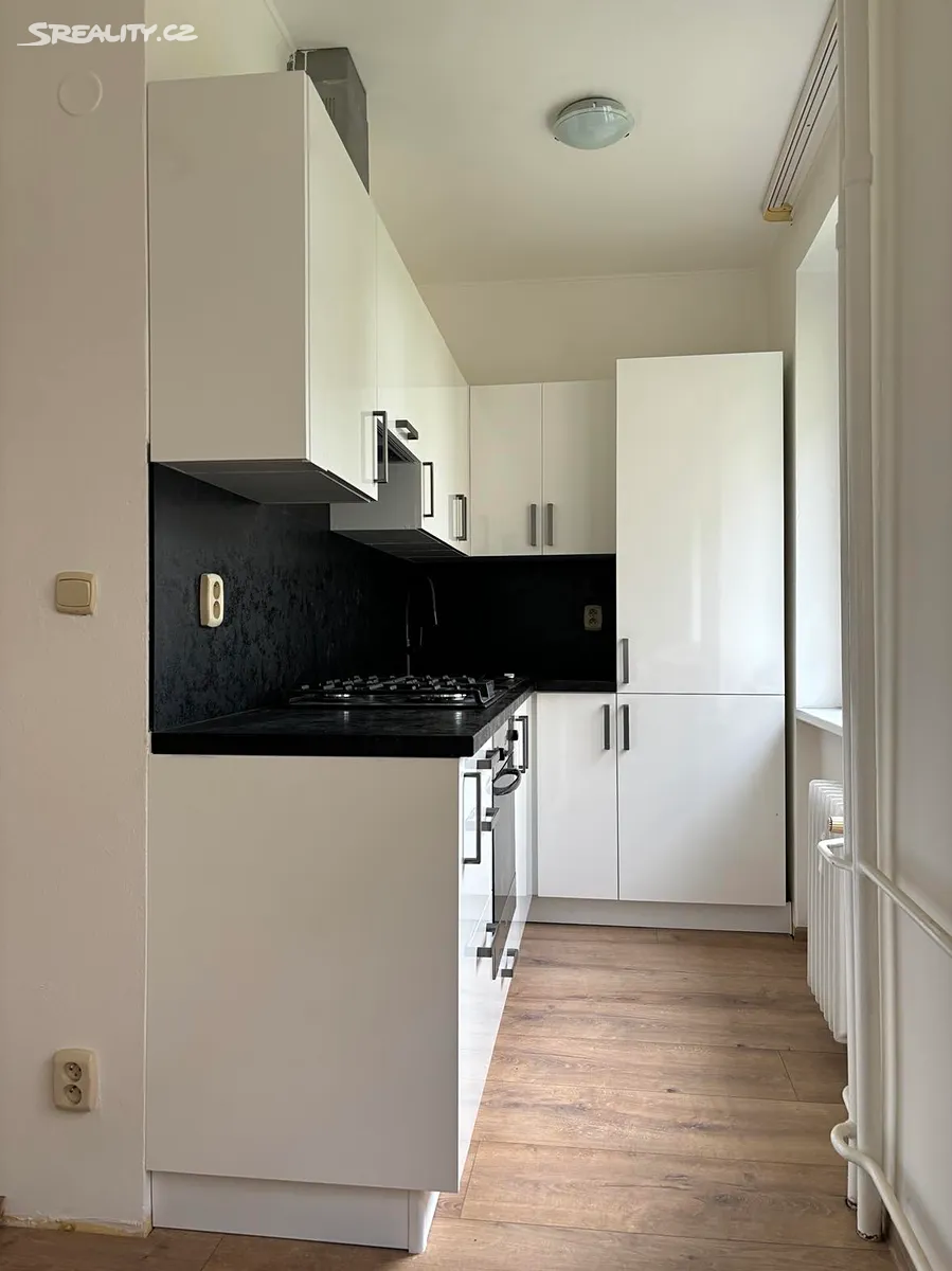 Pronájem bytu 2+1 64 m²