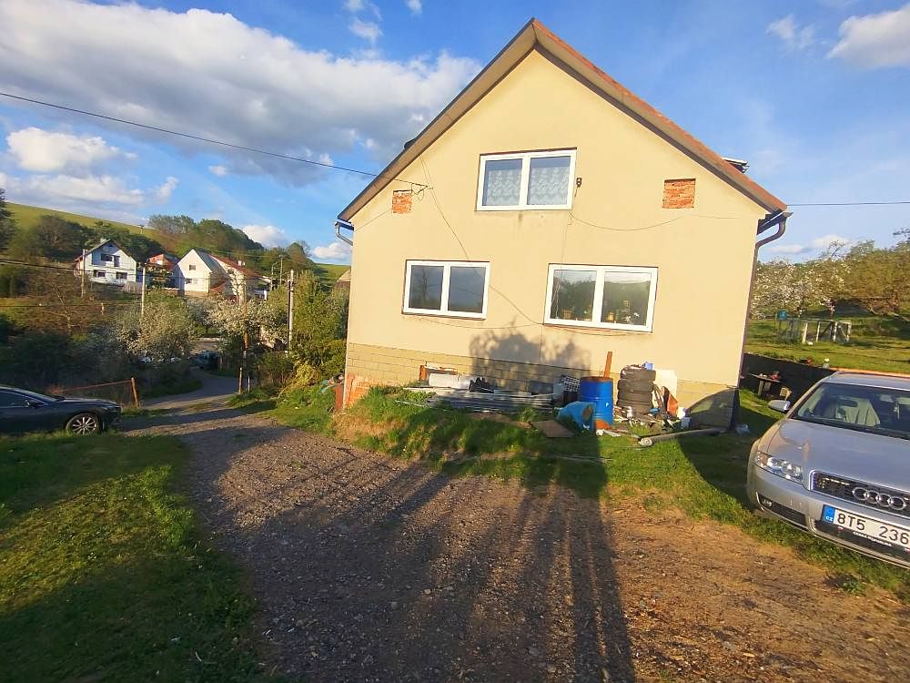 Prodej rodinného domu 162 m², pozemek 1277 m² – fotografie 3