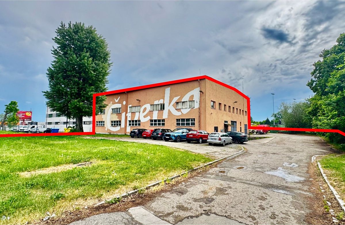 Prodej obchodního prostoru 1574 m²