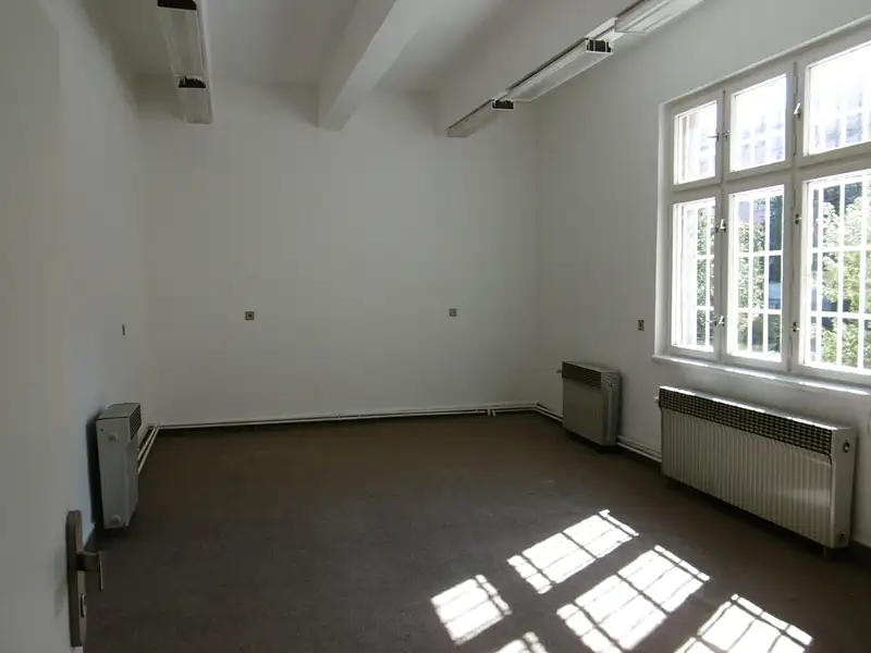 Pronájem kanceláře 27 m², Praha – náhled fotky 2