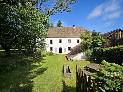 Prodej  rodinného domu 363 m², pozemek 3 244 m²
