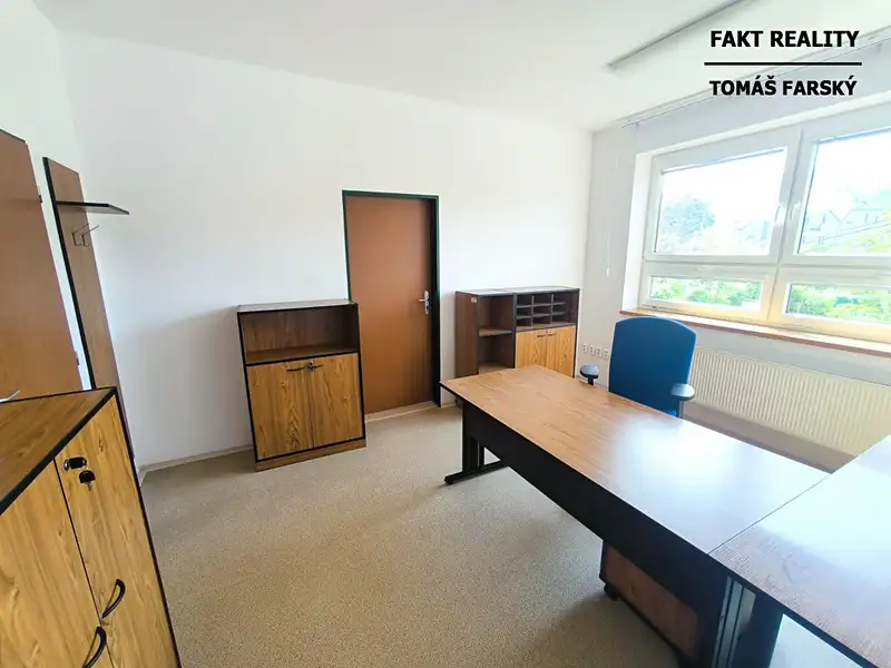 Pronájem kanceláře 16 m², Ústí nad Labem – náhled fotky 1