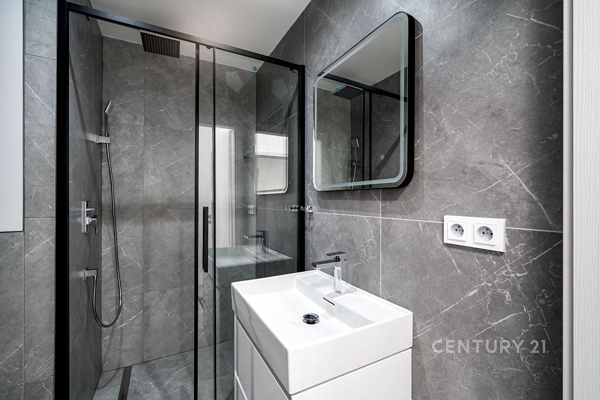 Pronájem bytu 1+1 33 m² – fotografie 3