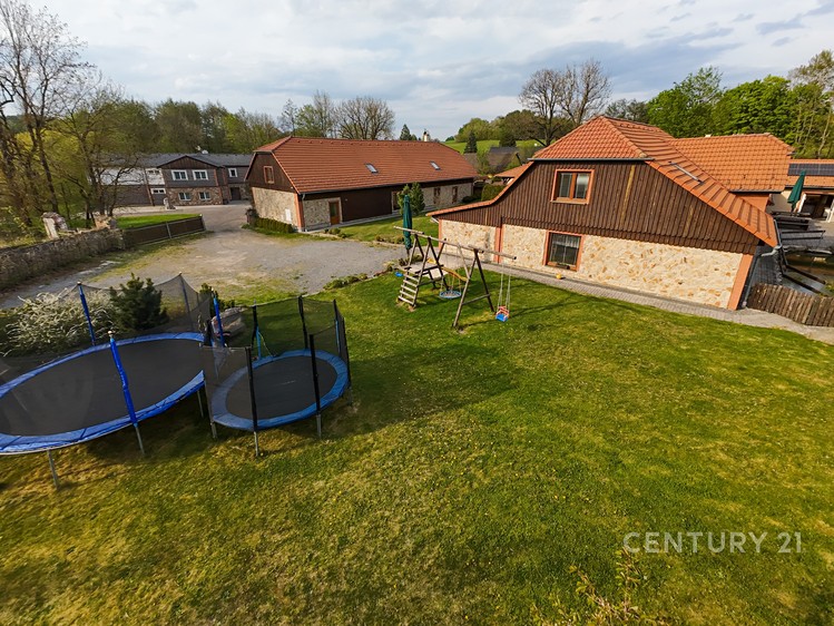Будинок на продаж, 1 320 м² (40 з 48)