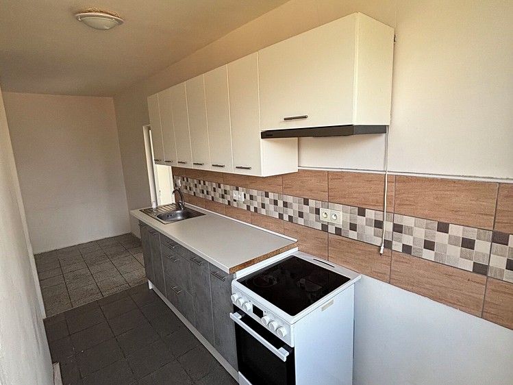 Prodej bytu 2+1, 77 m² (5 z 9)