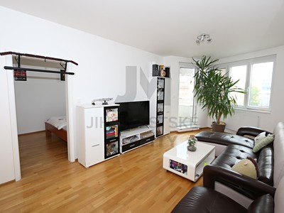 Pronájem bytu 3+kk 79 m²