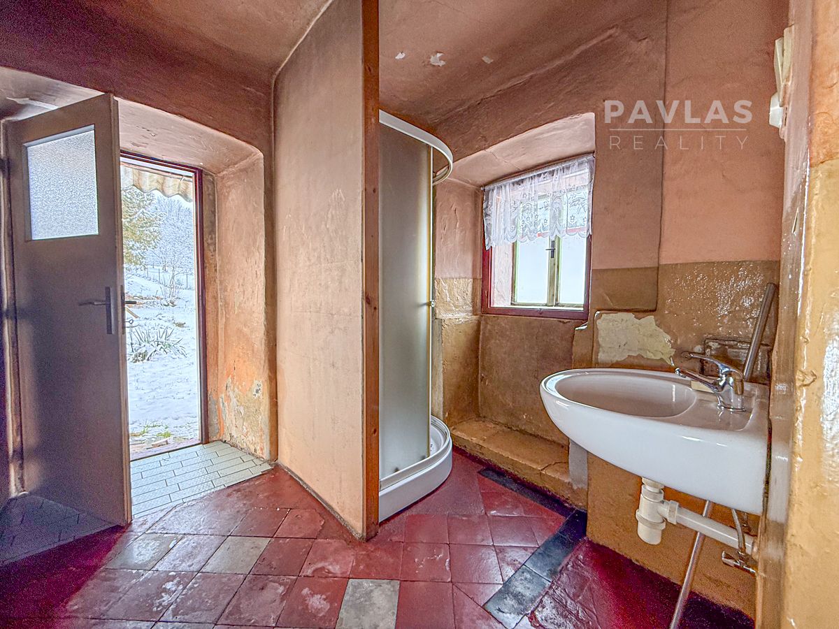 Prodej chalupy 310 m², pozemek 879 m² – fotografie 5