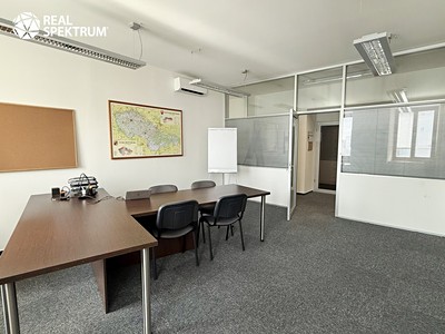 Pronájem kanceláře 106 m² — photo 4