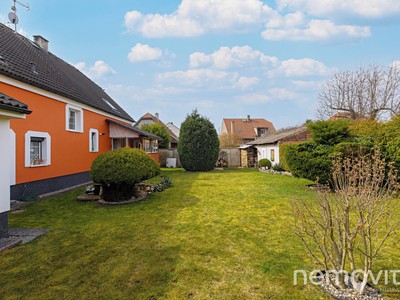 Prodej  rodinného domu 260 m², pozemek 666 m² — photo 2
