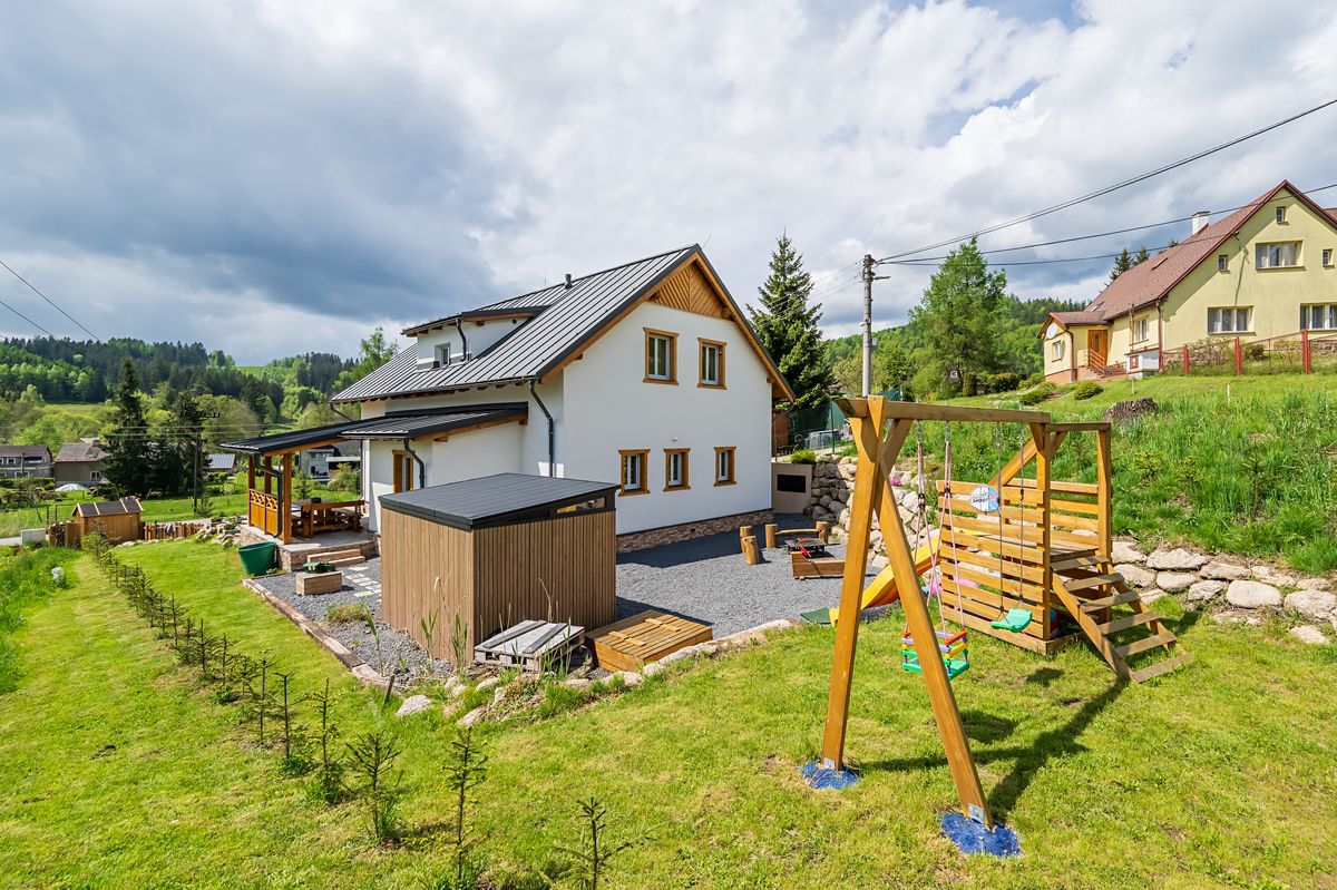 Prodej rodinného domu 152 m², pozemek 901 m² – fotografie 5