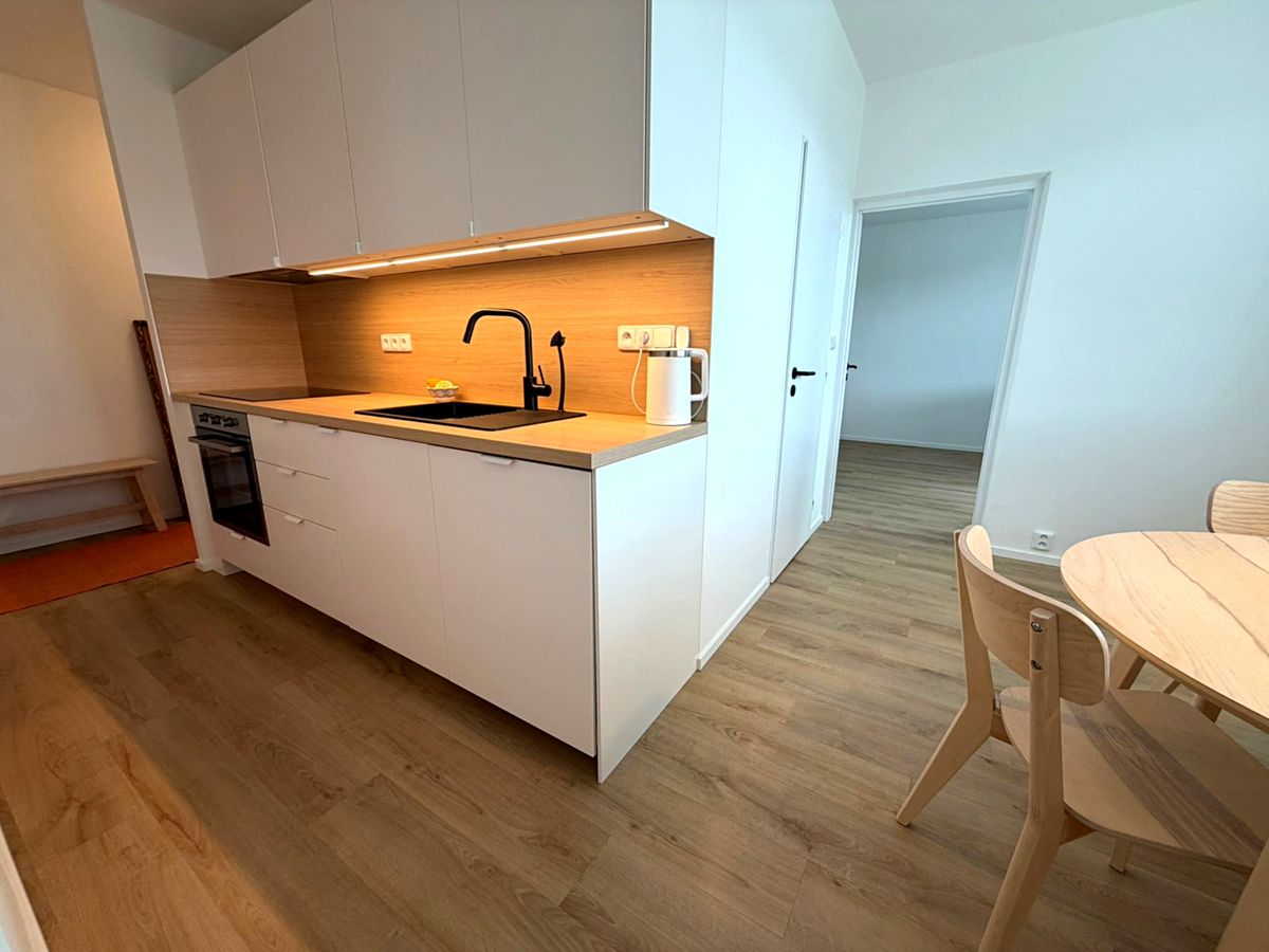 Pronájem bytu 3+1 71 m² – fotografie 2