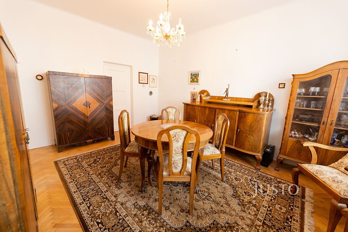 Prodej rodinného domu 225 m², pozemek 269 m² – fotografie 4