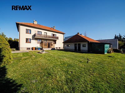Prodej  rodinného domu 238 m², pozemek 984 m²