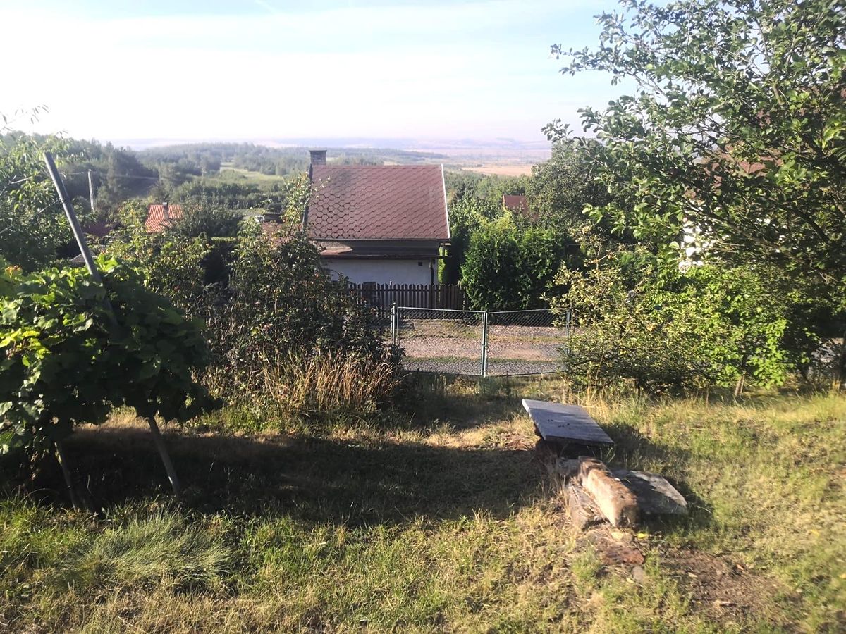 Prodej zahrady 1050 m²